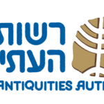 רשות העתיקות שקוף